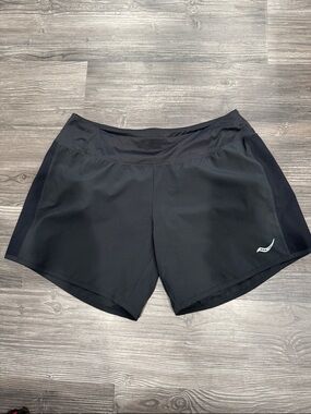 EUC Saucony Scoot 2-in-1 Running Shorts Size Large